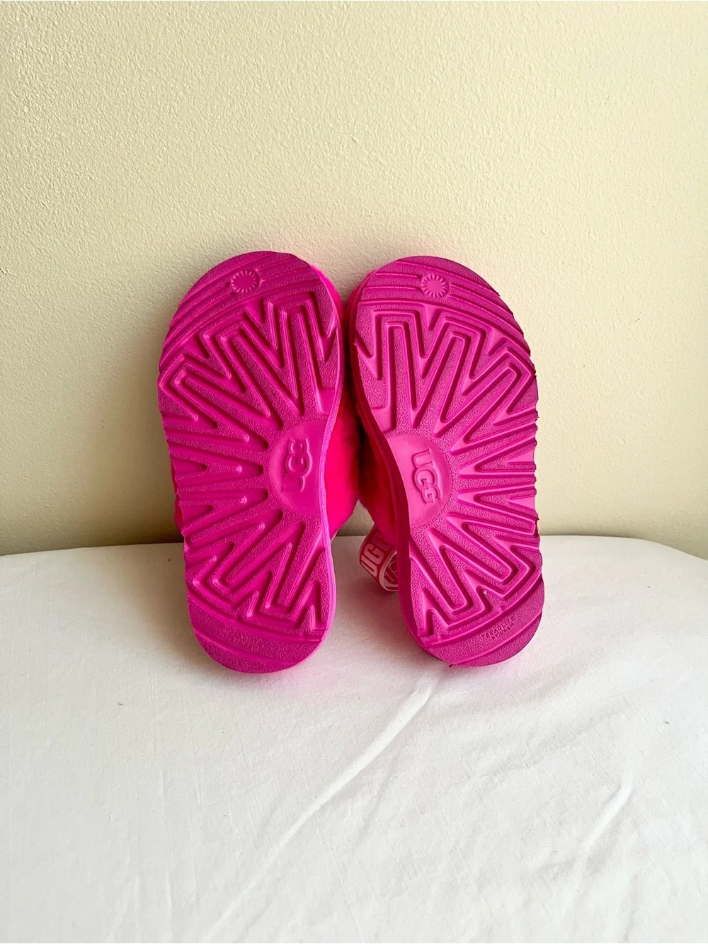 UGG Kids Hot Pink Fluff Slingback Slides